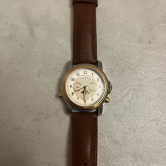 Tommy Bahama TB1065 Pineapple Dial Moon Phase calendar - Picture 3 of 5